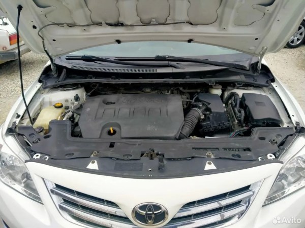 Toyota Corolla - 2011 год
